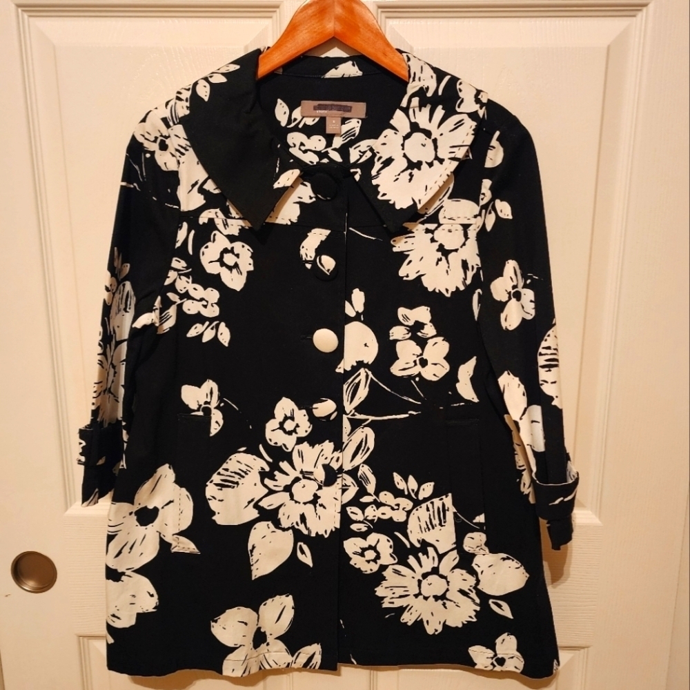 Croft & Barrow Stretch Jacket Womens Small Black White Floral Shacket Pockets